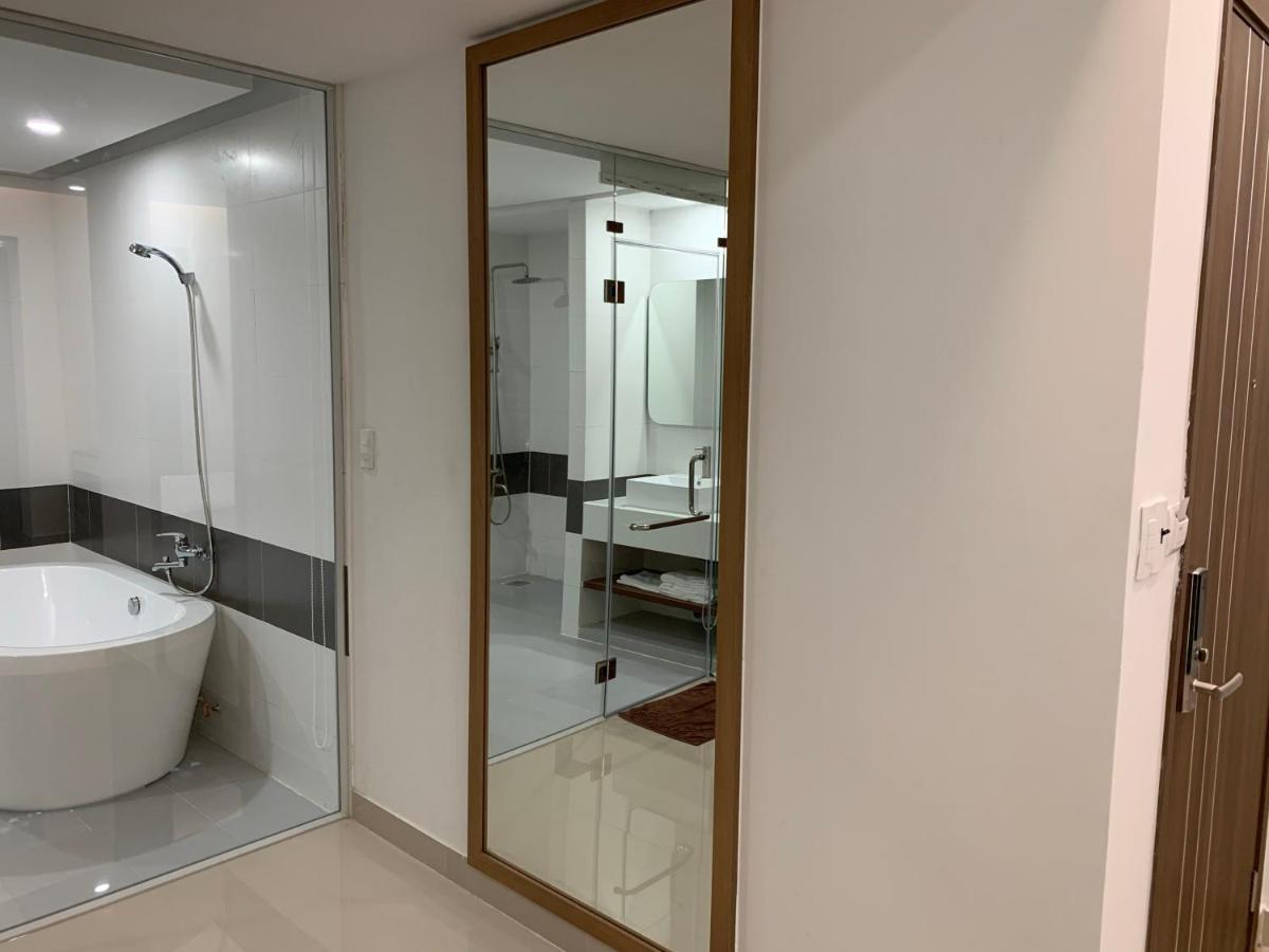 Tan Cuu Long Hotel Thành Pho Ho Chí Minh Esterno foto